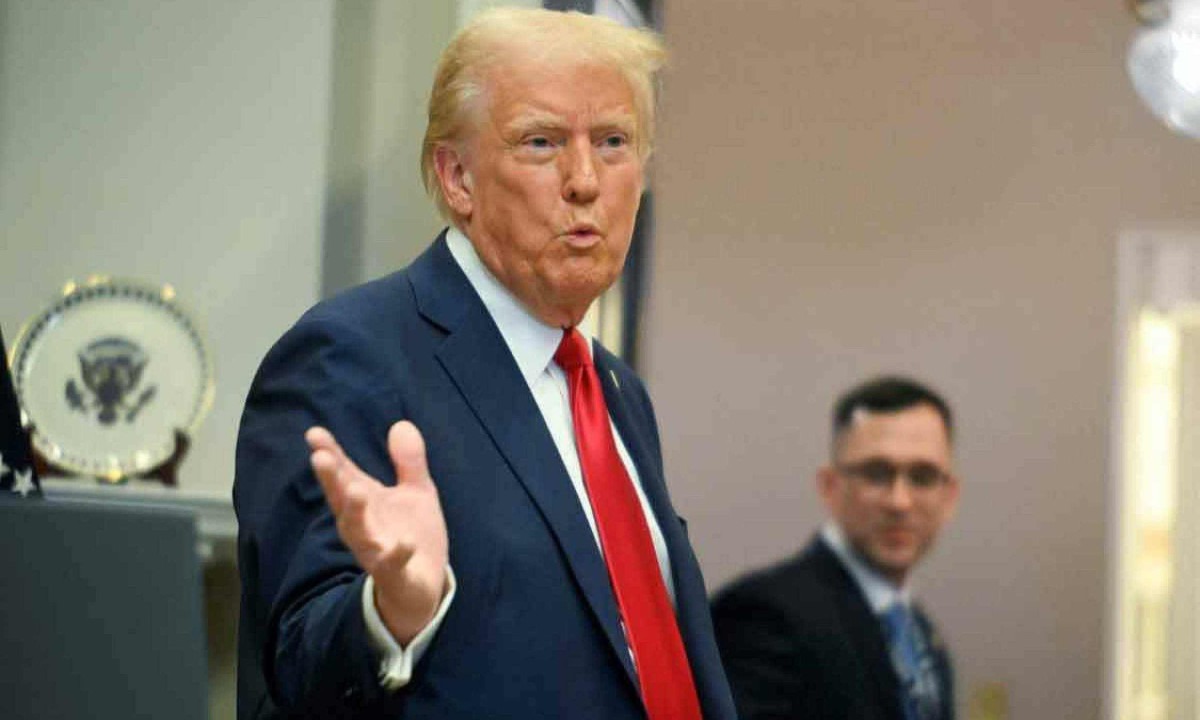 Trump defendeu a compra da rede social chinesa TikTok por seu mais influente funcionário, o bilionário Elon Musk. -  (crédito: Jim Watson/AFP)