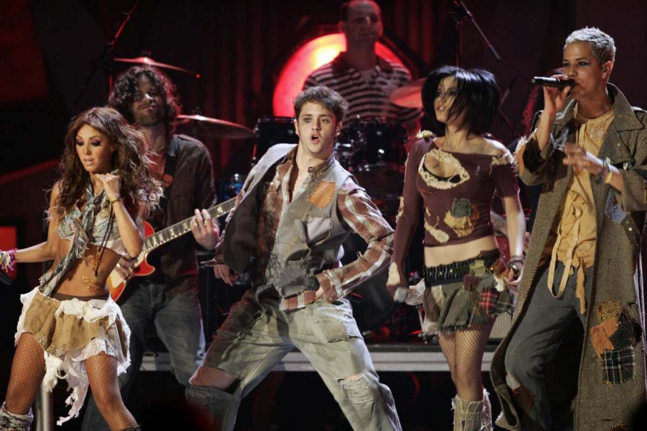 Mate a saudade do RBD. Filme 'O sétimo Rebelde' é atração de hoje no +SBT