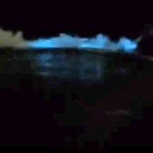 Lugares pelo mundo onde a bioluminescência ilumina o mar - Reprodução de vídeo Cidade de Niterói
