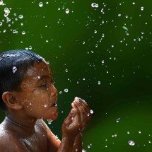 Onda de calor: veja como refrescar e hidratar as crianças nos dias quentes - abdulmominyottabd de pixabay