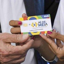 AGU busca liberar recursos bloqueados do programa Pé-de-Meia - Marcelo Camargo/Agência Brasil