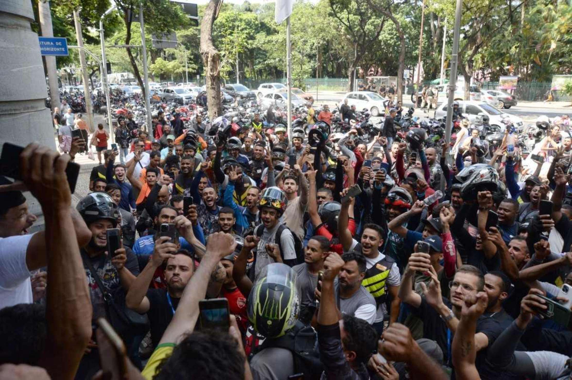 Superintendência do Trabalho desiste de suspender mototáxis após pressão