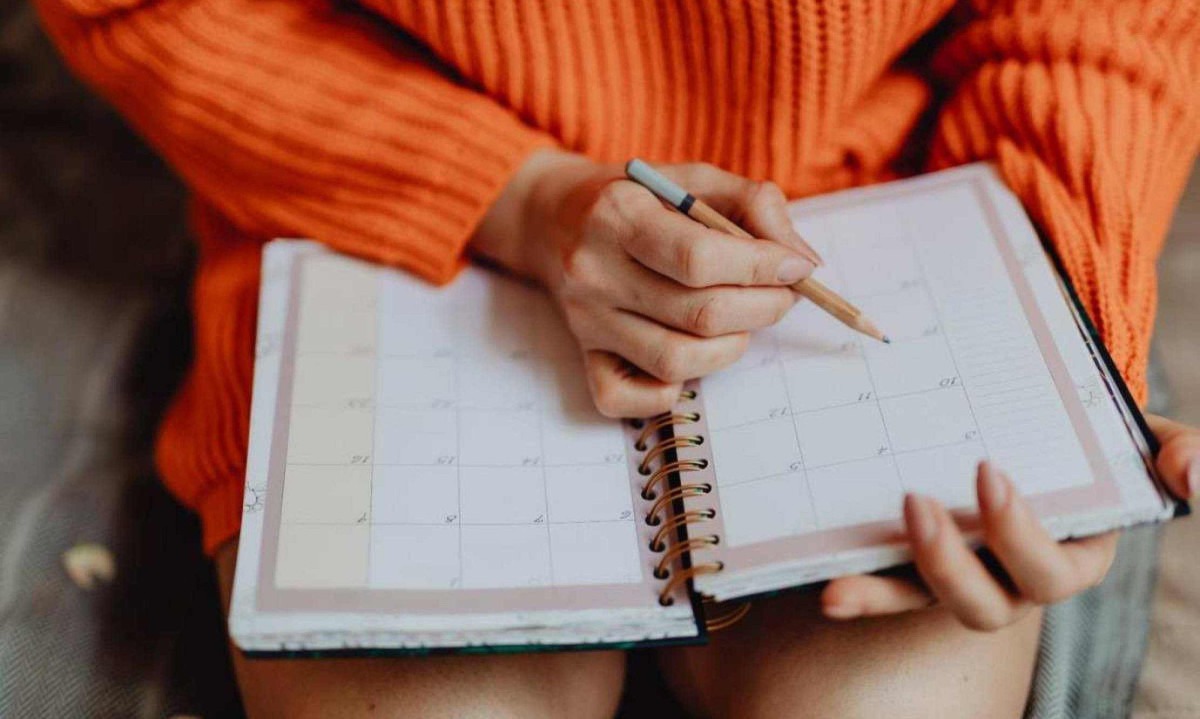 Anotar em agenda as metas do ano é mecanismo para estimular a realização de sonhos, evitando sentir ansiedade e frustração - (crédito: Freepik) Anotar em agenda as metas do ano é mecanismo para estimular a realização de sonhos, evitando sentir ansiedade e frustração - (crédito: Freepik)