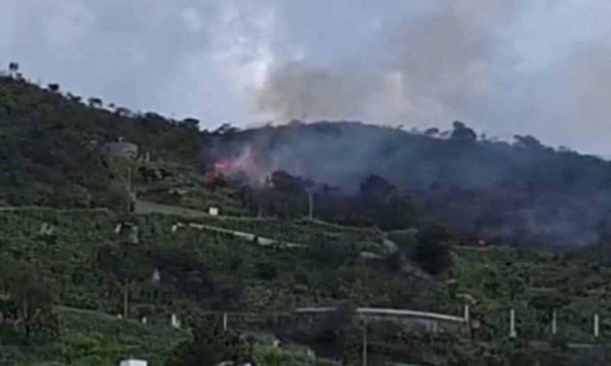 N&atilde;o houve v&iacute;timas e os bombeiros n&atilde;o encontraram ind&iacute;cios do que provocou o inc&ecirc;ndio -  (crédito: CBMMG)