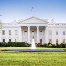 Medidas são anunciadas por Donald Trump em sua chegada à Casa Branca - DINO