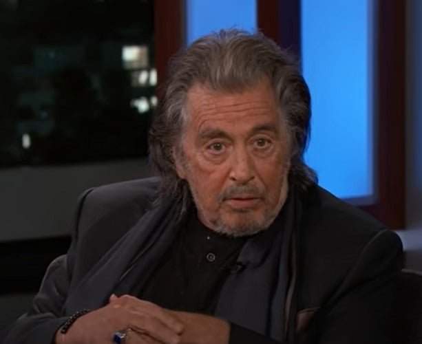 O ator Al Pacino explicou o motivo de ter recusado participar do filme Star Wars (1977), como o personagem Han Solo. Ele disse que não se conectou com a história e priorizava autenticidade artística naquele momento da carreira. 