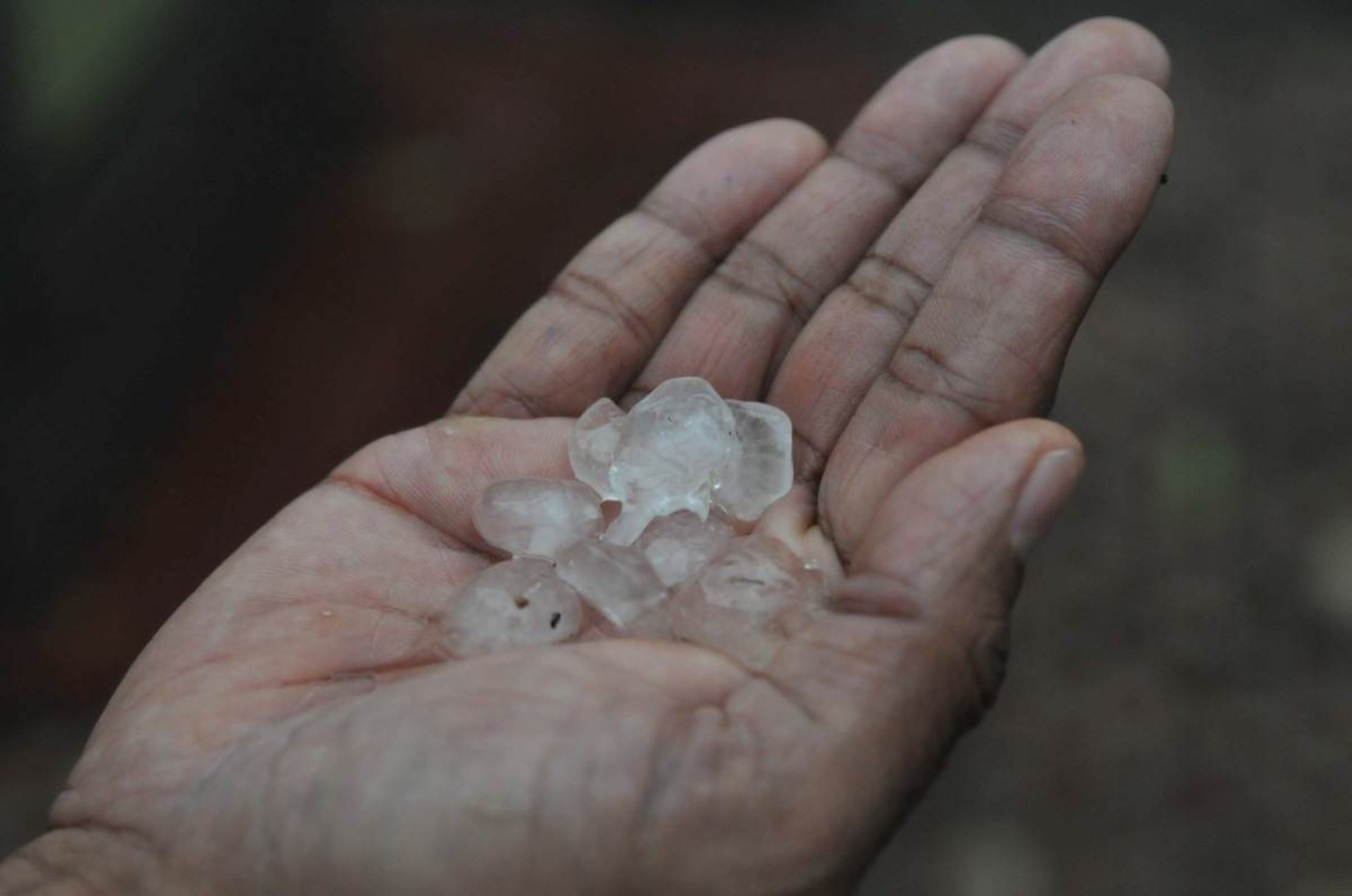 BH e outras 487 cidades de MG estão em alerta para chuva intensa e granizo