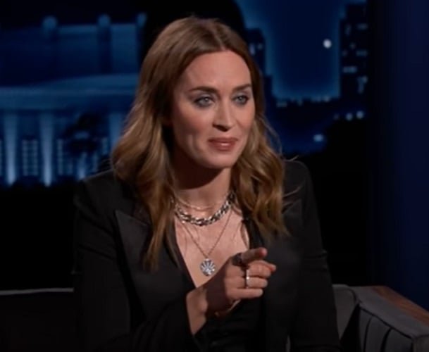 A atriz Emily Blunt optou por não viver a personagem Viúva Negra nos filmes da Marvel. Ela revelou que foi chamada para o papel, mas não pôde aceitar a oferta porque estava escalada para estrelar a comédia 