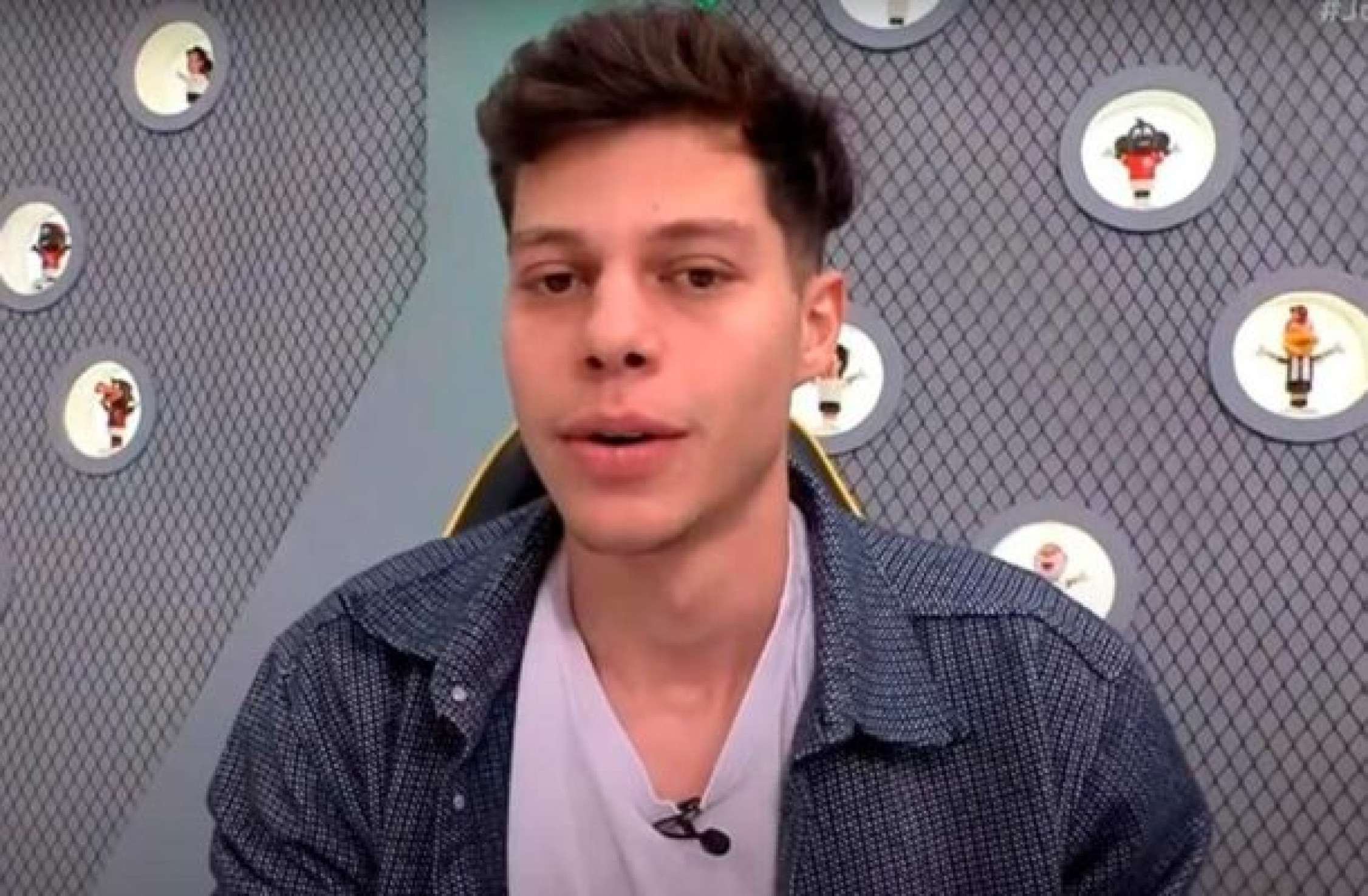 Jornalista esportivo é criticado na ???planilha dos influenciadores???