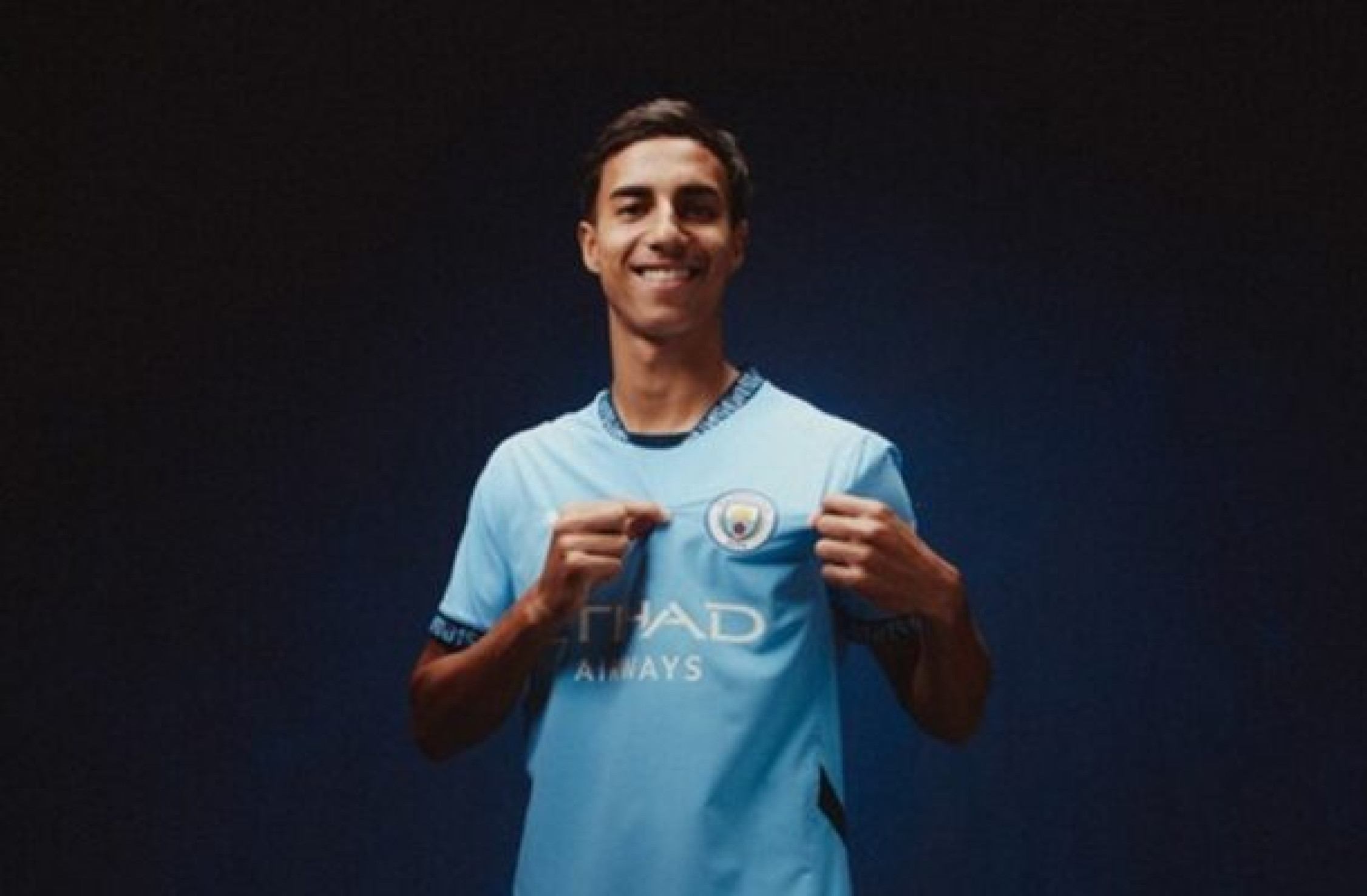 Vitor Reis, novo reforço do City, ultrapassa 10 milhões de visualizações em rede social