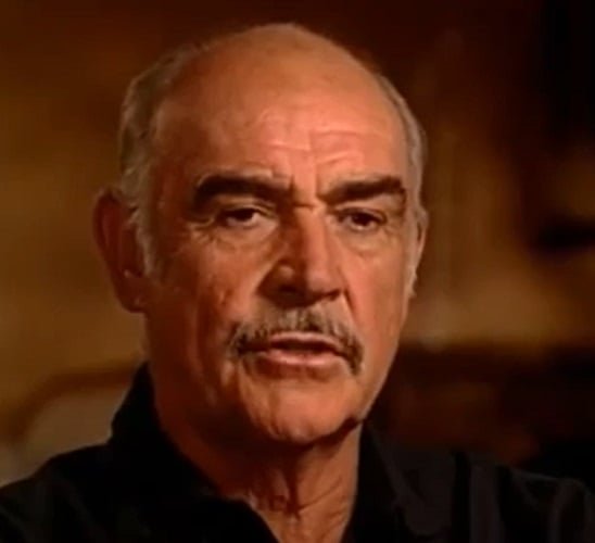 O célebre e saudoso ator Sean Connery, eterno 007, recusou a proposta para participar do filme 