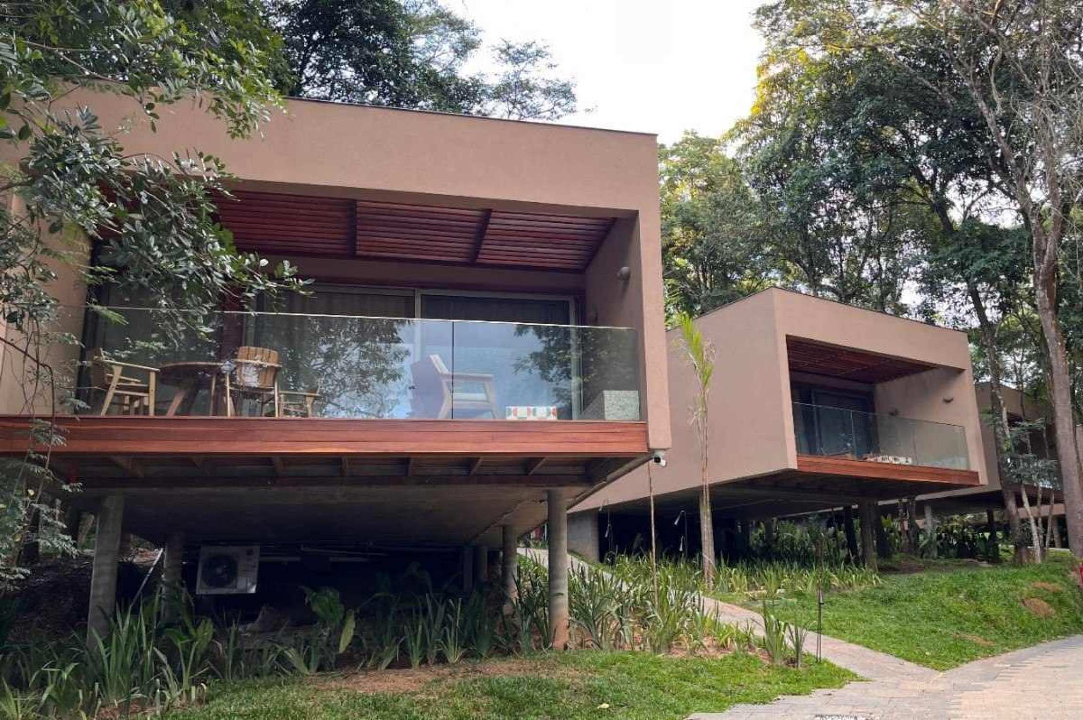 Hotel Clara Arte promete privacidade nos bangalôs instalados dentro da área que pertence a Inhotim-Helvécio Carlos/EM/D.A Press