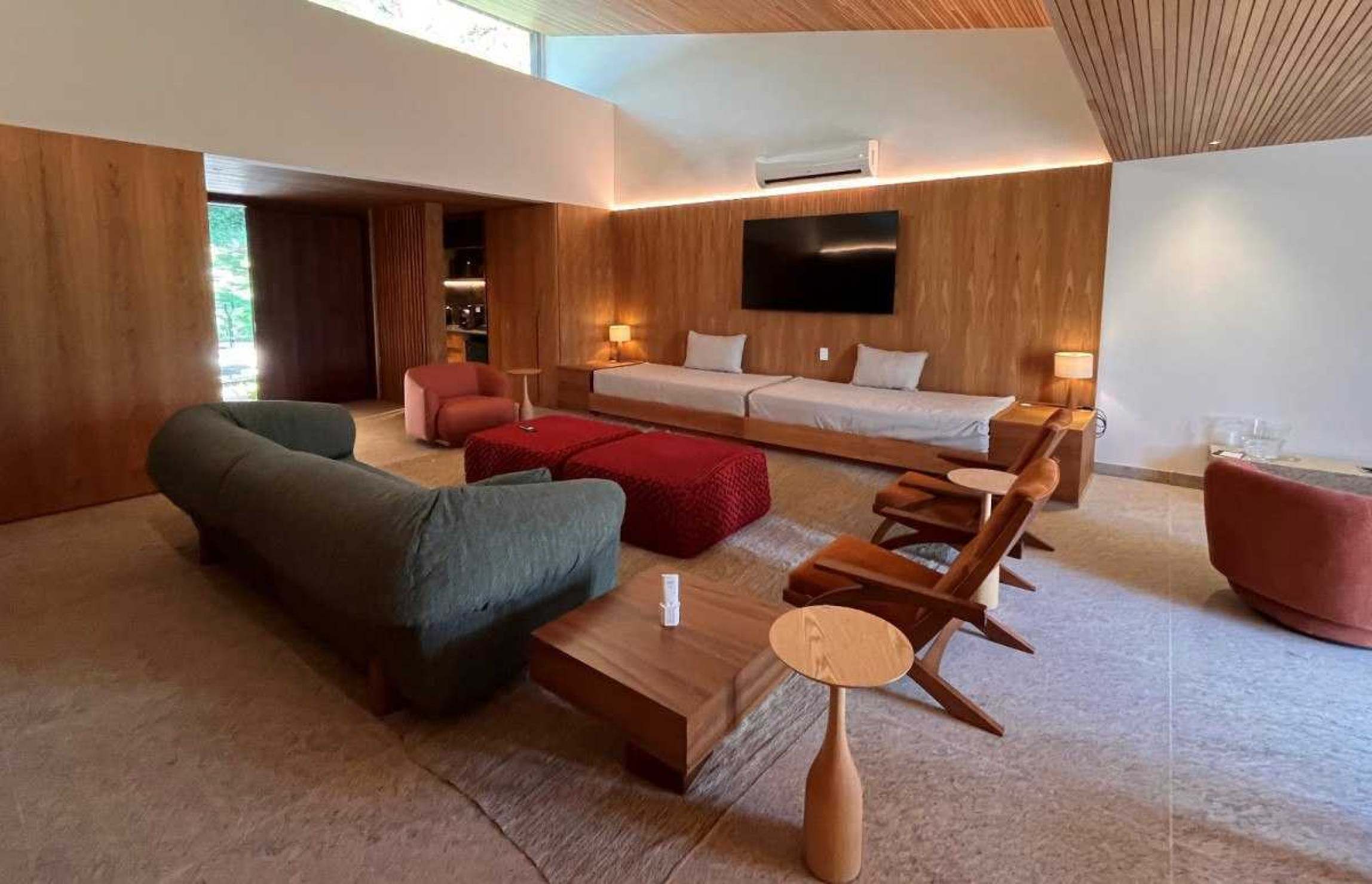 Amplidão é a marca registrada das dependências do Hotel Clara Arte, dentro de Inhotim-Helvécio Carlos/EM/D.A Press