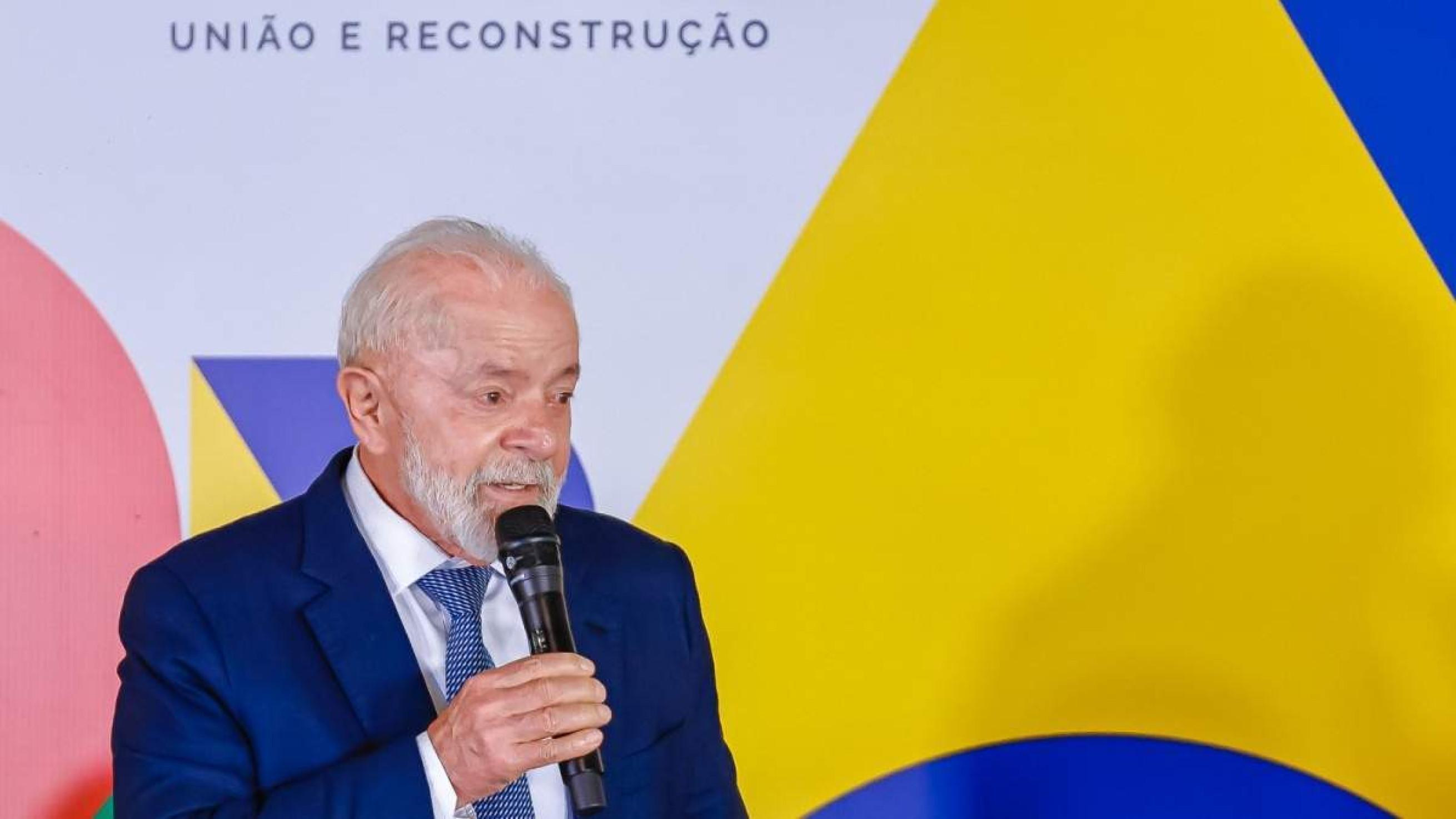Lula critica pedidos de anistia: 'Eles não acreditam que sejam inocentes?'