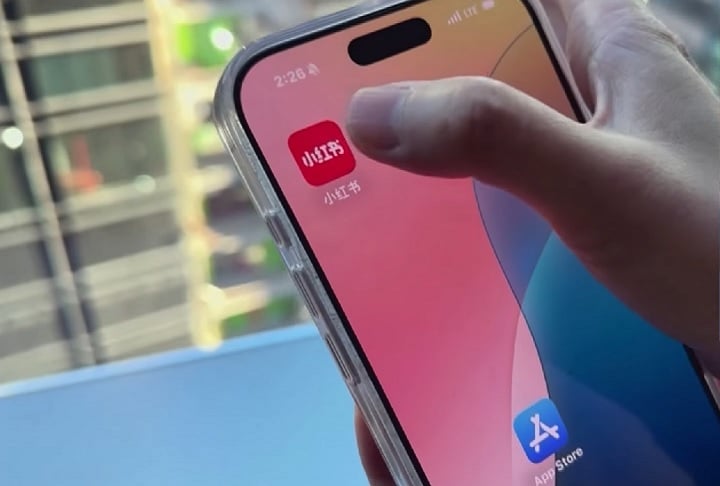 O RedNote oferece conteúdo de estilo de vida, moda, viagem e culinária, com recursos exclusivos como a criação de álbuns de fotos e texto. -reprodução/abc news