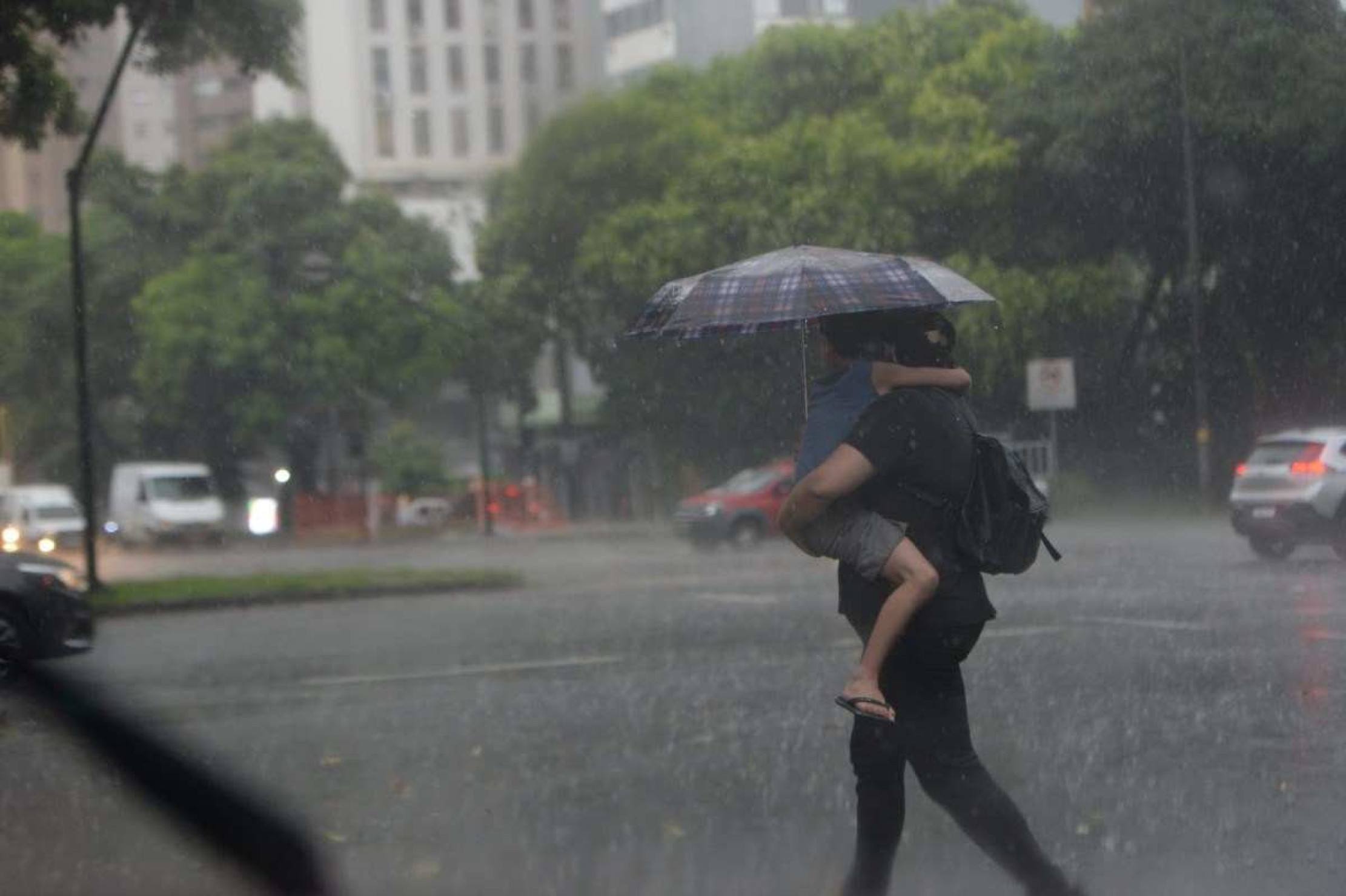 BH: região Leste entra em alerta de risco geológico até sexta (31/1)