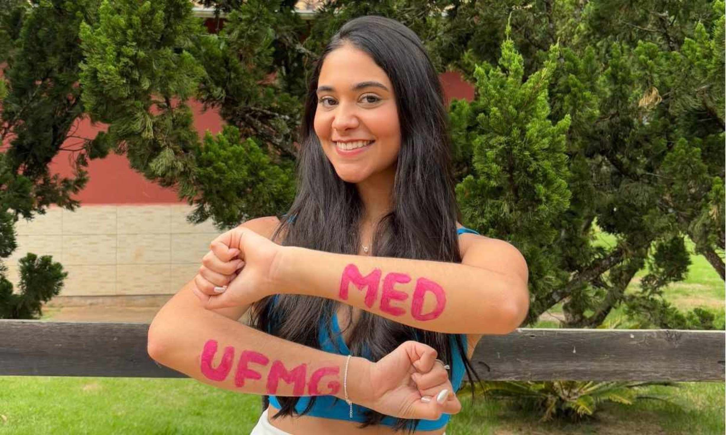 Estudante que tirou mil na redação do Enem passa em medicina na UFMG