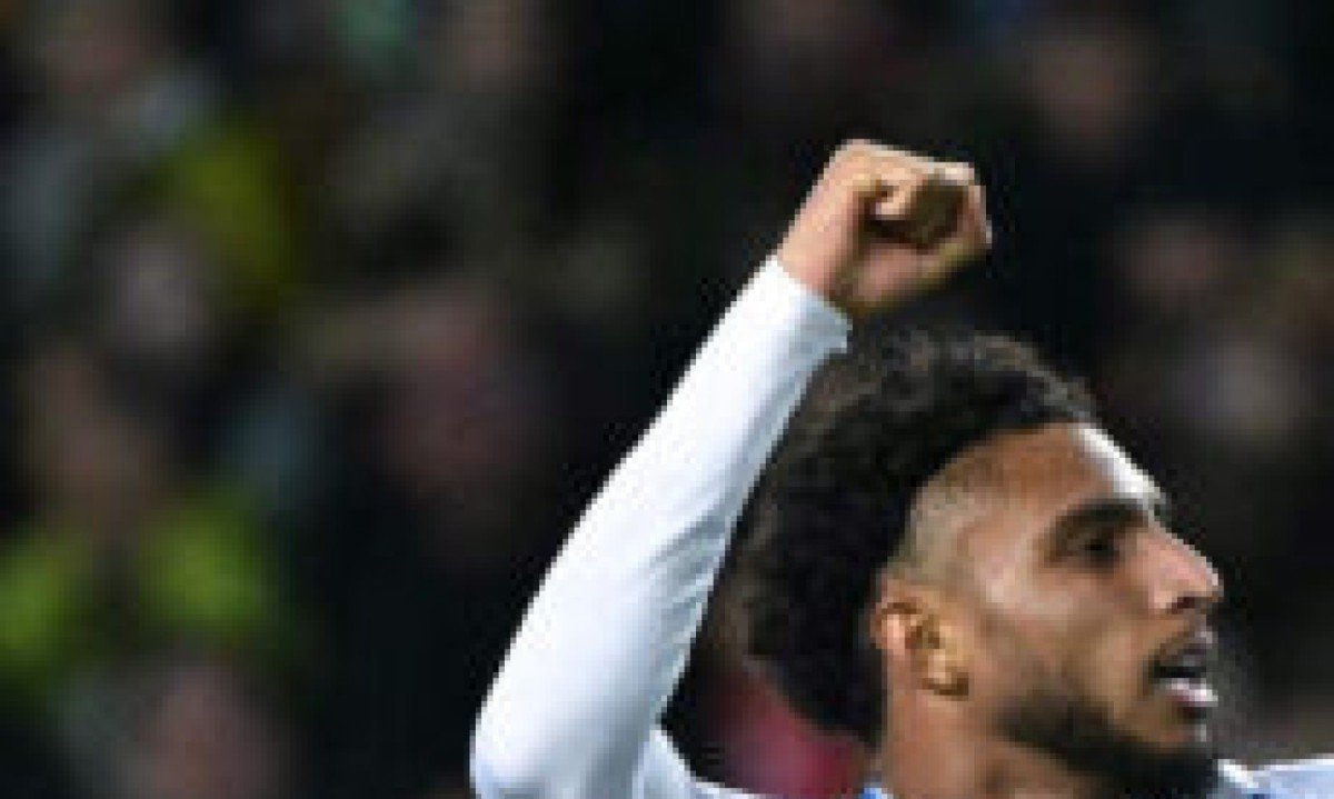 Cria do Cruzeiro faz golaço no Barcelona pela Champions League -  (crédito: No Ataque Internacional)