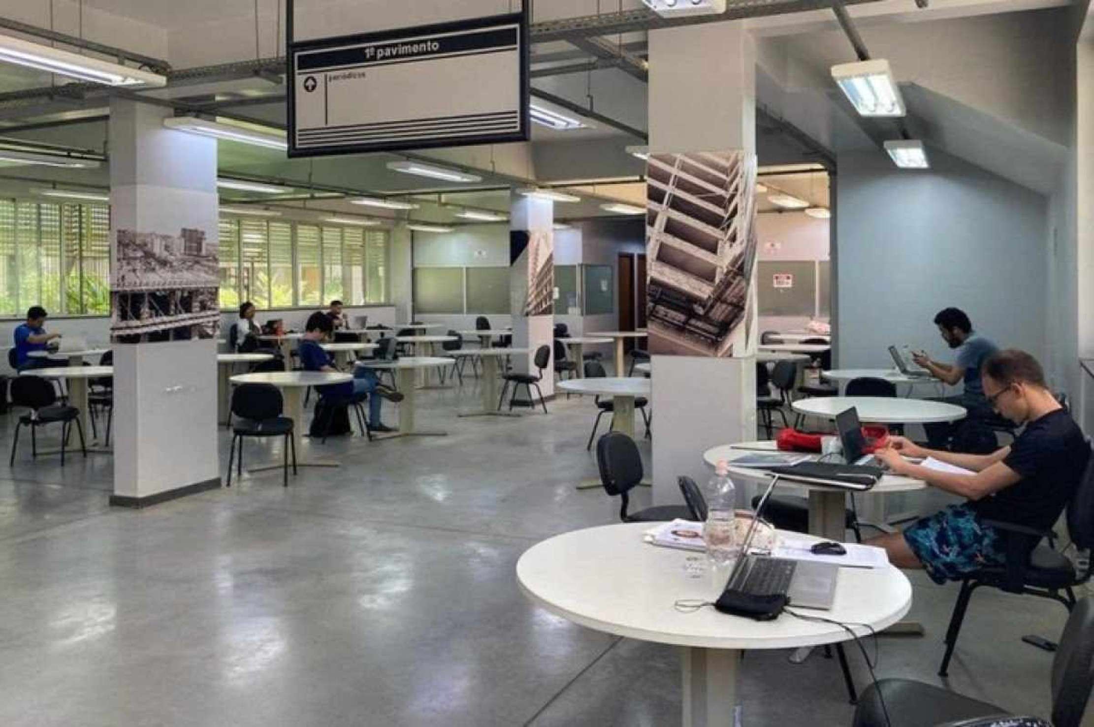 Biblioteca da UFMG em Belo Horizonte funciona 24h