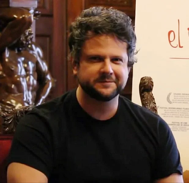 Agora, Selton Mello dará agora um novo passo em sua carreira internacional. O ator assinou contrato para estrear em Hollywood. 

