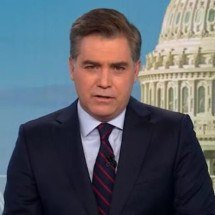 Desafeto de Trump, âncora da CNN comunica demissão ao vivo - Reprodução