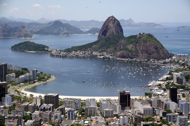 Aliás, esse não foi o primeiro caso de “cama no banheiro” no Airbnb. Em janeiro de 2023, um anúncio no bairro de Botafogo, no Rio de Janeiro, virou piada nas redes sociais.