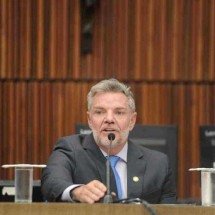 A marca de Juliano Lopes nas primeiras mudanças na CMBH - Alexandre Guzanshe/EM/D.A. Press