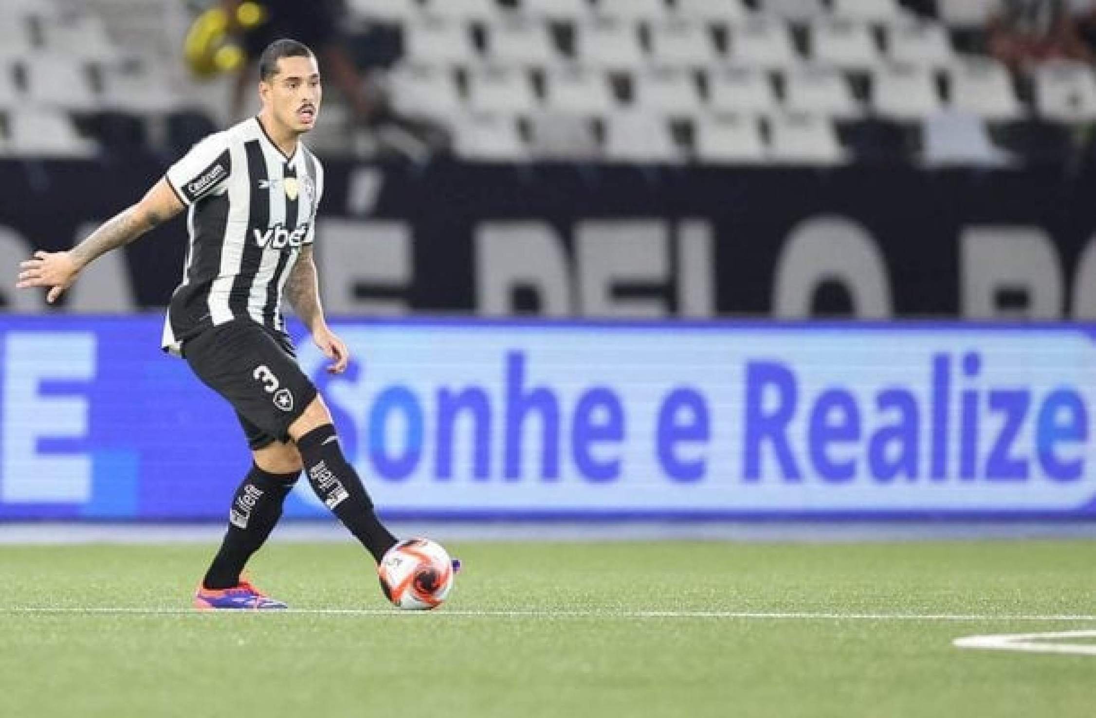 Mesmo com retorno de Bastos, Halter deve ser titular do Botafogo em final