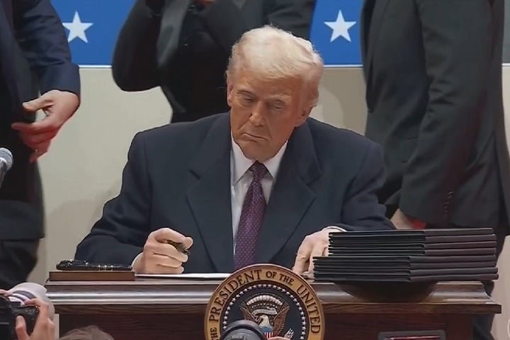 Trump oferece soluções baseadas no senso comum, diz Sophia Rosenfeld