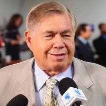 Morre Newton Cardoso, ex-governador de Minas, aos 86 anos - ARQUIVO
