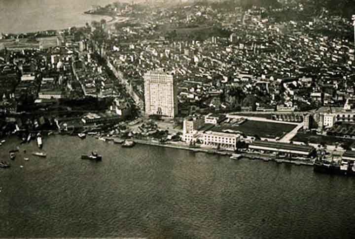 Em 1940, o local tornou-se patrimônio da União, com diversas repartições públicas funcionando no edifício. 
