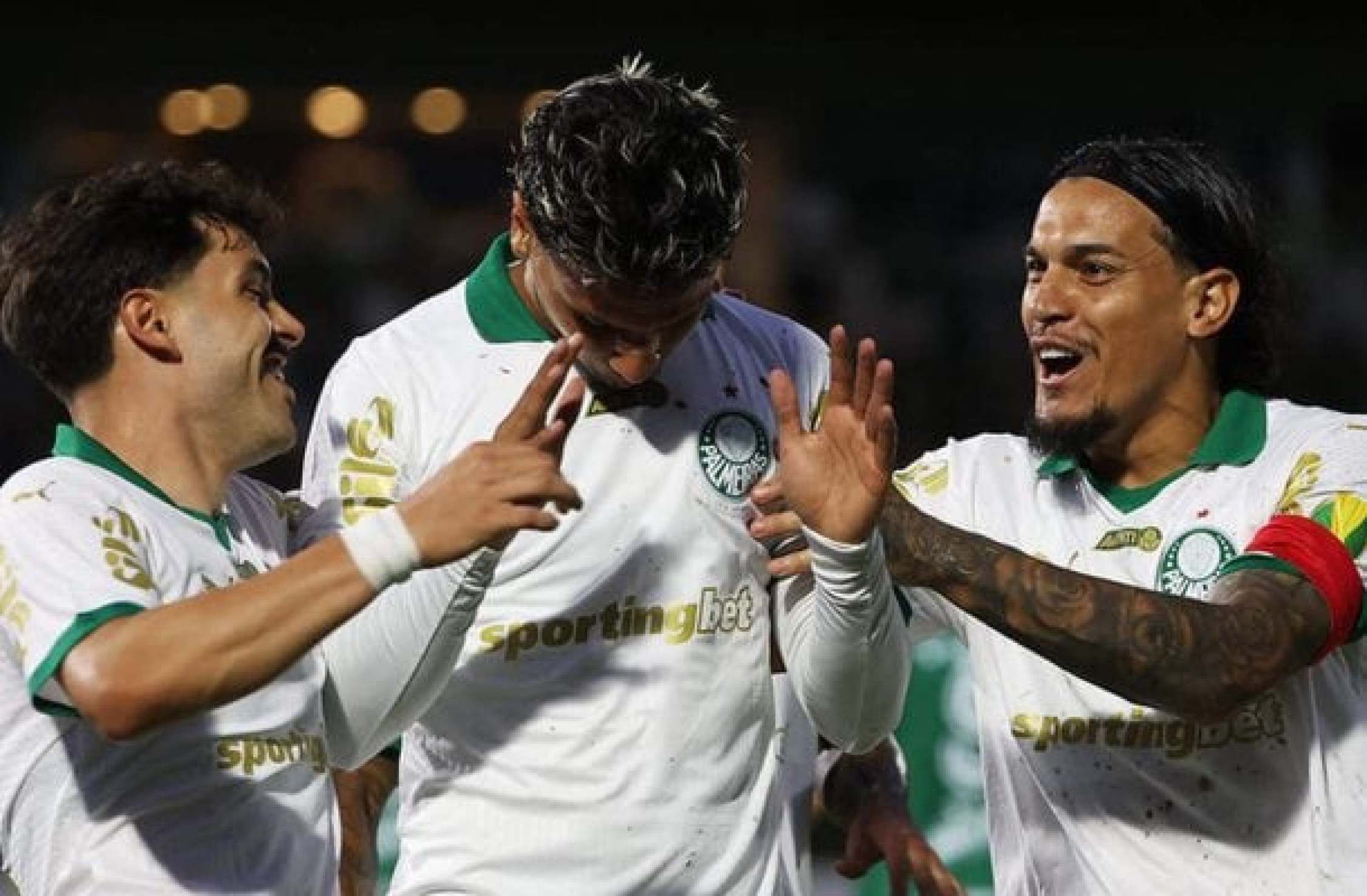 Palmeiras goleia o Guarani no Paulistão