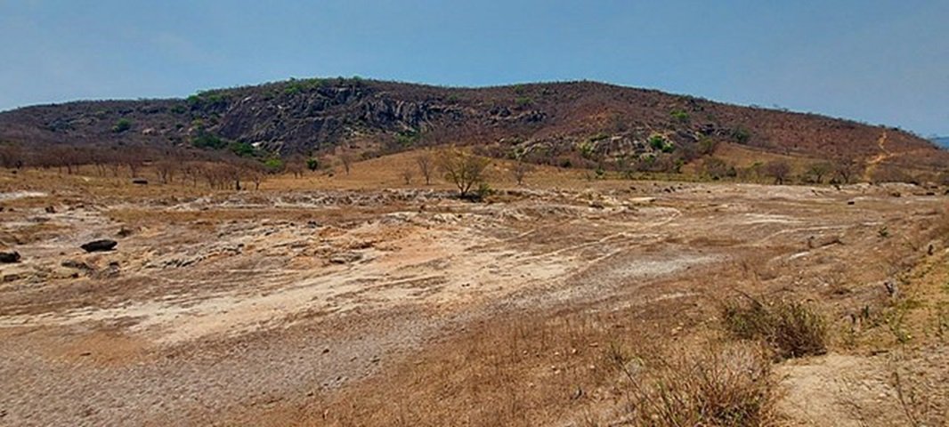 O Vale do Jequitinhonha, em Minas Gerais, concentra 85% das reservas brasileiras, com um estoque estimado em 470 mil toneladas.