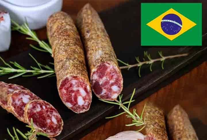 Embora não tenha aparecido na lista dos melhores do mundo, o Brasil conta com salames saborosos e prestigiados. Um deles é o Salame Beira Mato, muito apreciado nas tábuas de frios e em festas.