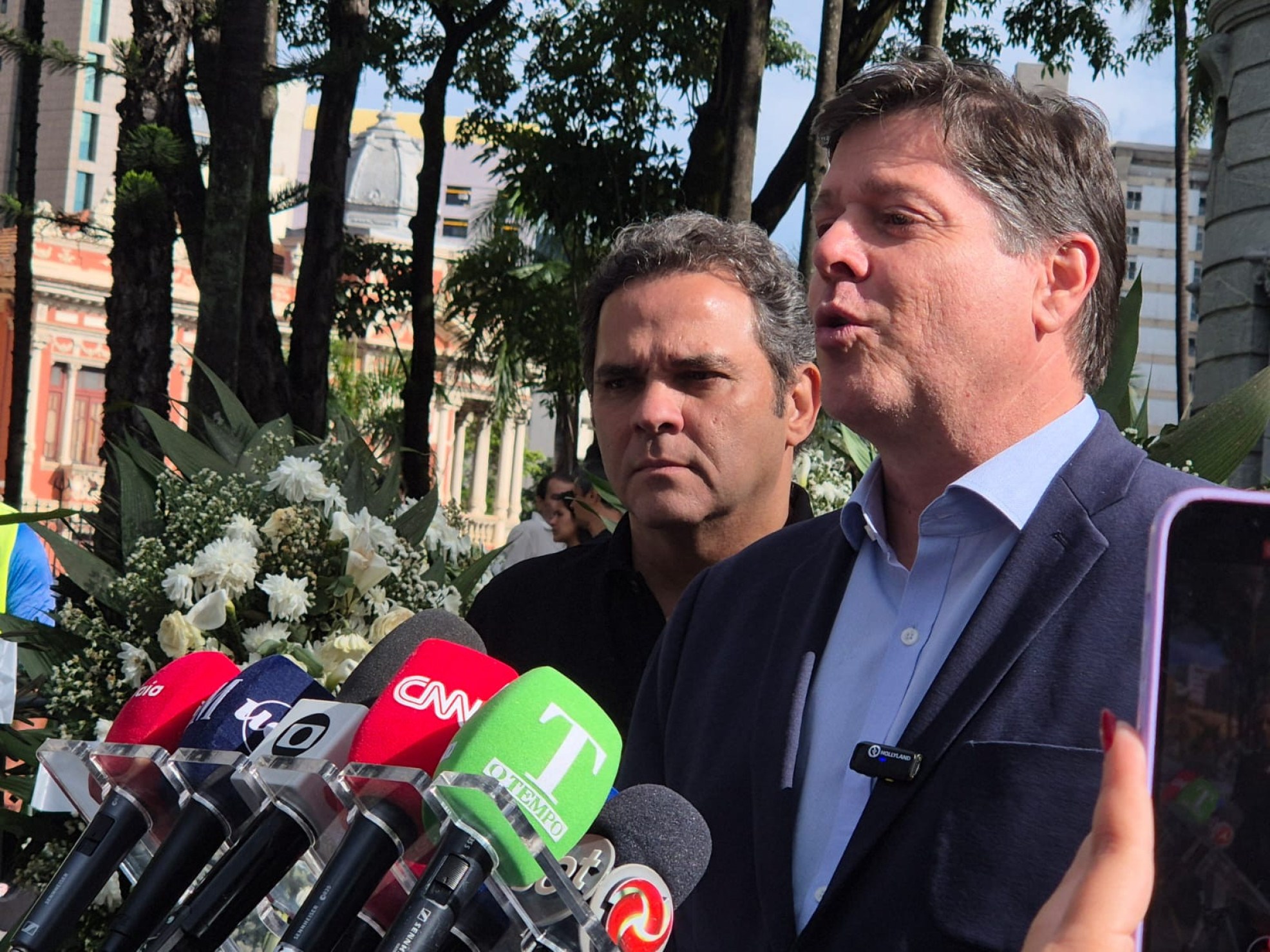 Baleia Rossi exalta legado de Newton Cardoso no MDB: 'Fez história'