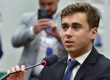 O deputado federal Nikolas Ferreira (PL-MG) esteve na CMBH para acompanhar a votação das moções -  (crédito: Platobr)