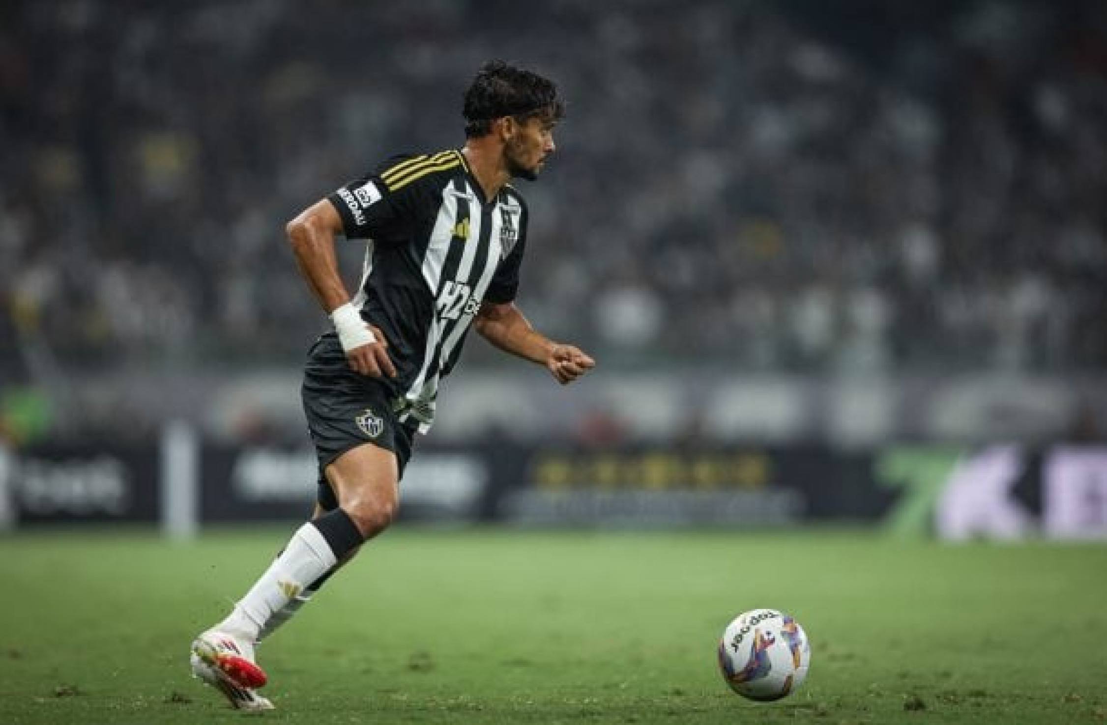 Scarpa exalta parceria com Hulk: 'Acaba sendo mais fácil'