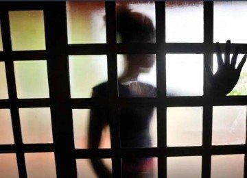 Segundo denúncia do Ministério Público de Minas Gerais (MPMG), o homem condenado tinha um relacionamento com a mãe da adolescente quando os abusos ocorreram -  (crédito: Marcelo Casal / Agência Brasil)