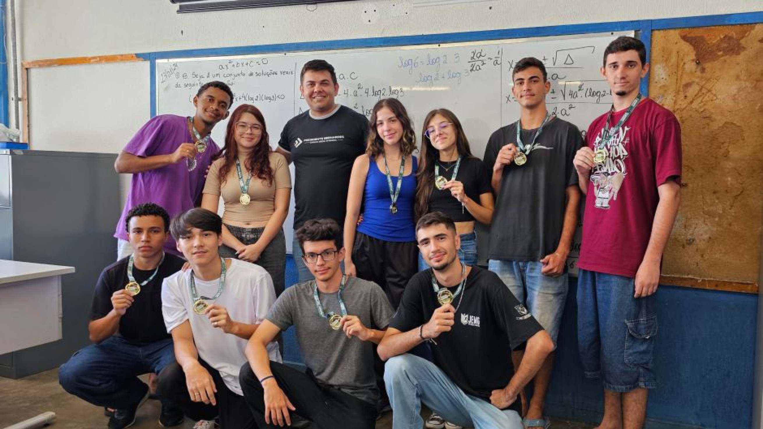 Alunos da rede pública vão disputar a final da Olímpiada de Matemática