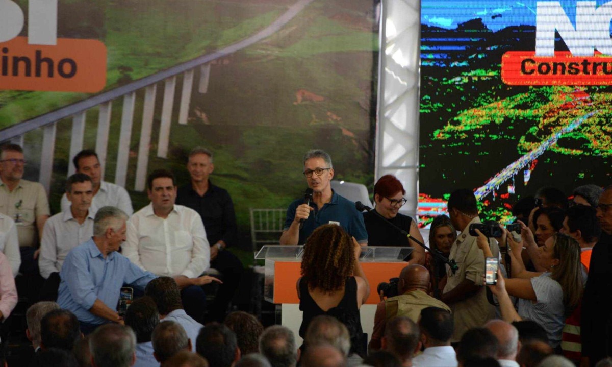 O governador Romeu Zema não esteve presente no evento de assinatura do contrato de concessão,  no dia 22 de janeiro passado, e afirmou que só iria em evento que tivesse 'máquinas na pista' -  (crédito: Túlio Santos/EM/D.A Press)