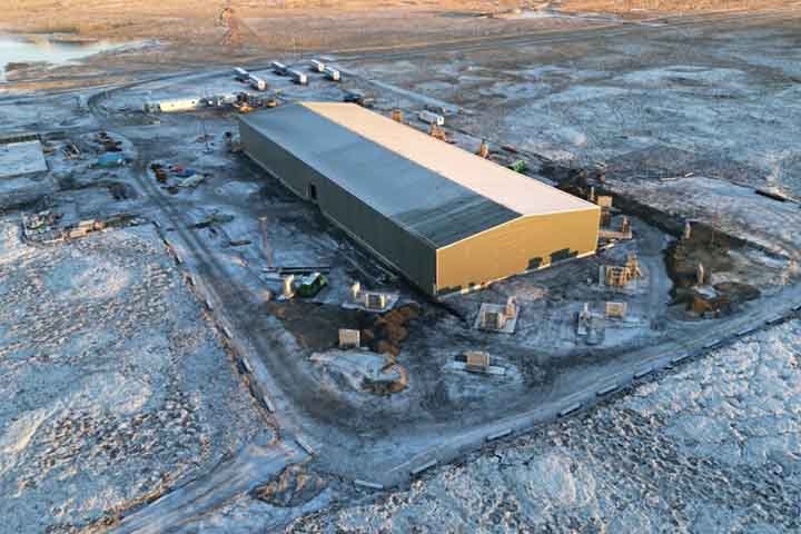 “Precisamos ter um papel ativo na limpeza de todo o desastre que temos deixado desde que a Revolução Industrial começou, mas não estamos aqui para substituir a redução de emissões”, frisou à BBC o Bryndis Nielsen, representante da Climeworks. 
