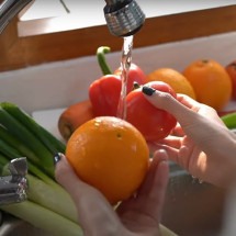 Aprenda a congelar alimentos da forma correta e ganhe tempo no dia a dia - - Reprodução / Youtube Canal BBC News Brasil