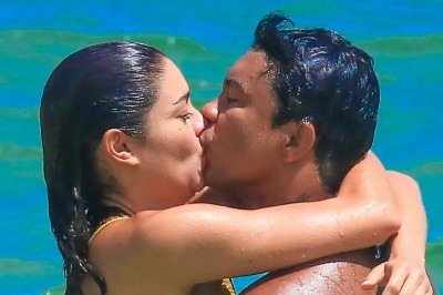 Sophie Charlotte e Xamã aproveitam clima quente no Rio de Janeiro para namorar na praia -  (crédito: Observatório dos Famosos)