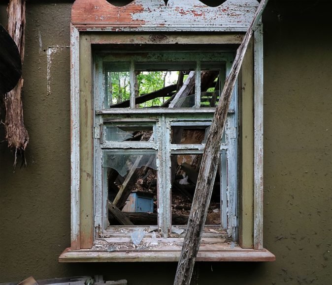 Nos anos seguintes, milhares de pessoas foram afetadas por doenÃ§as relacionadas Ã  radiaÃ§Ã£o, como cÃ¢ncer e problemas de tireoide. Isso sem falar das sequelas emocionais.
