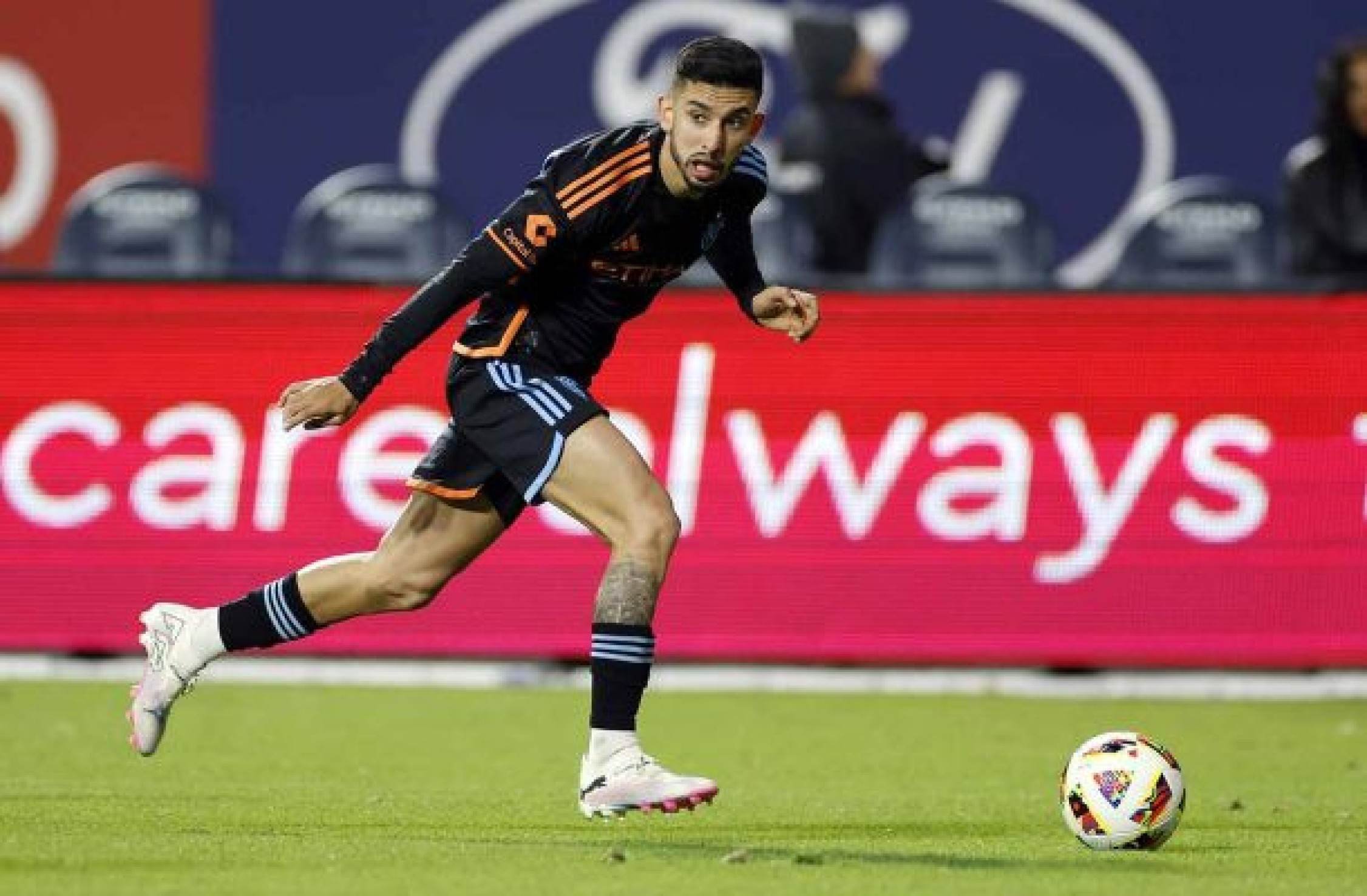 Santos estuda a contratação do atacante da Major League Soccer