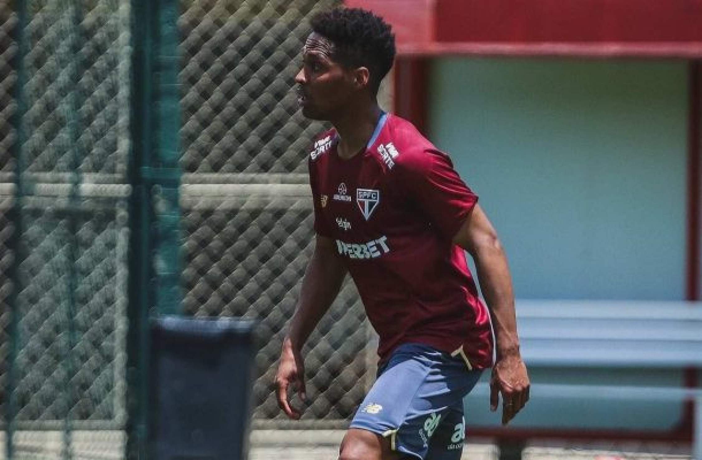 Wendell aparece no BID e pode fazer a estreia pelo São Paulo