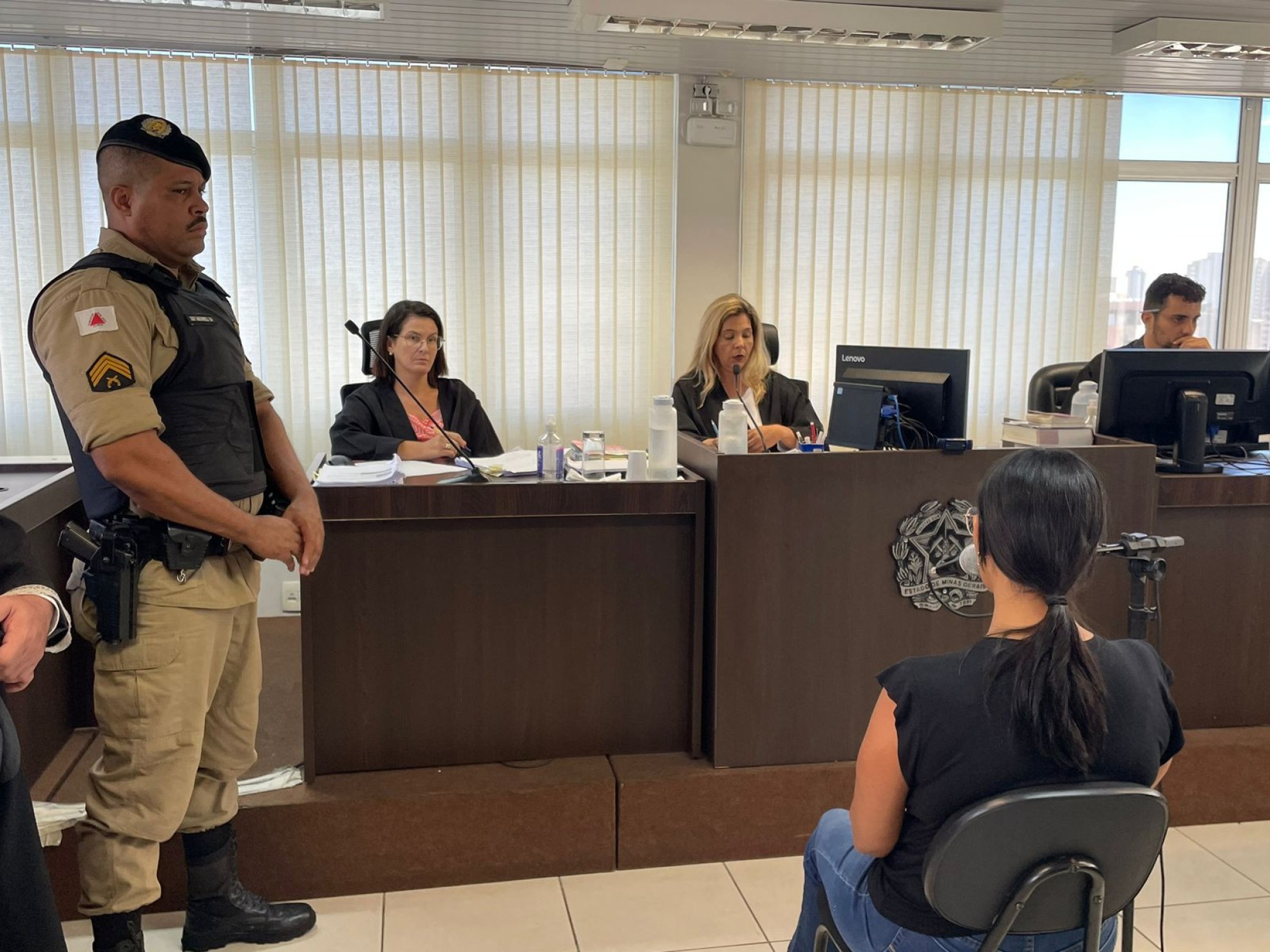 'Dor que carrego': começa julgamento de mãe acusada de matar recém-nascida