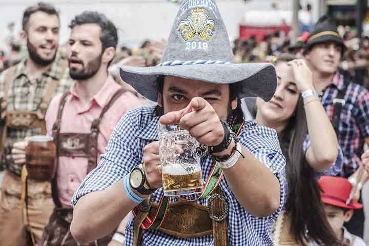 Considerado o maior torneio cervejeiro da América Latina e o maior concurso de cervejarias independentes do planeta, o Concurso Brasileiro de Cervejas (CBC) figura entre os três maiores do mundo. 