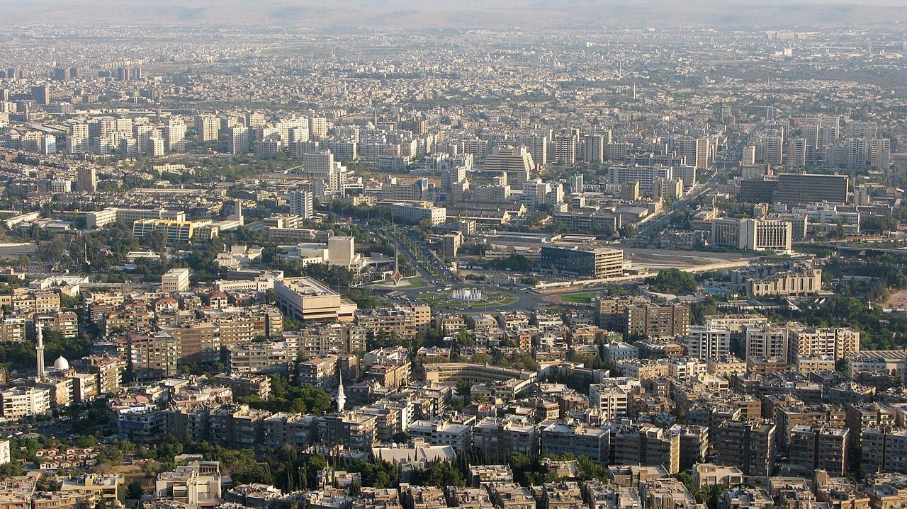 Síria (Ásia - Oriente Médio): 13 pontos - Capital: Damasco .  População: 17,5 milhões -Vyacheslav Argenberg wikimedia commons 