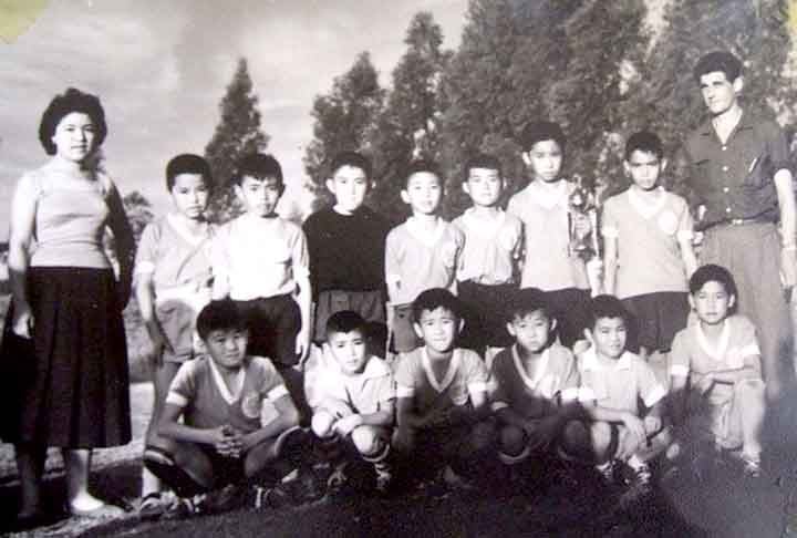 Os descendentes de japoneses chamam-se nikkei, sendo os filhos nissei, os netos sansei, os bisnetos yonsei, e assim por diante. Os nipo-brasileiros que mudaram-se para o Japão em busca de trabalho e lá estabeleceram residência, a partir do fim dos anos 80, foram denominados de dekasseguis.-Flickr Itiro Takahashi